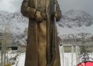 مجسمه یکی از تاثیر گذارترین مردان عرصه علم و فرهنگ استان در سی سخت نصب شد