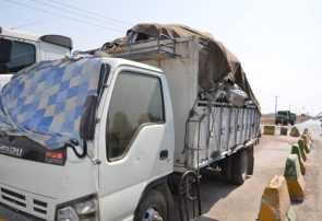 مصادره کامیون ایسوزو و جریمه ۱۰ میلیاردی قاچاقچیان تلویزیون و لوازم بهداشتی در یاسوج