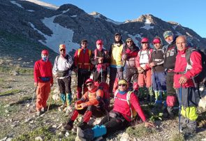 صعود مشترگ گروه ارجان رزم کوهستان بهبهان و یاران کوهستان شهرستان چرام به مناسبت روز معلم به کوه خامی به ارتفاع ۳۲۰۰متر+تصاویر