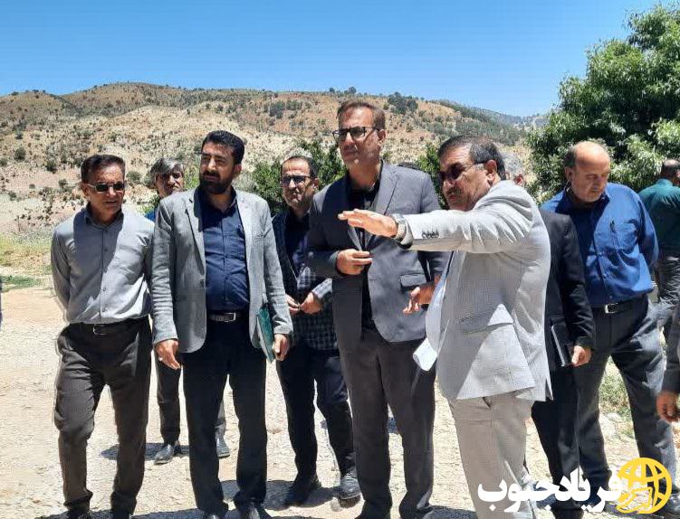 ضرب‌الاجل یک‌ماهه دادستانی به مرغداری آلاینده روستای وزگ/ برخورد قانونی در صورت تداوم تهدید علیه بهداشت عمومی