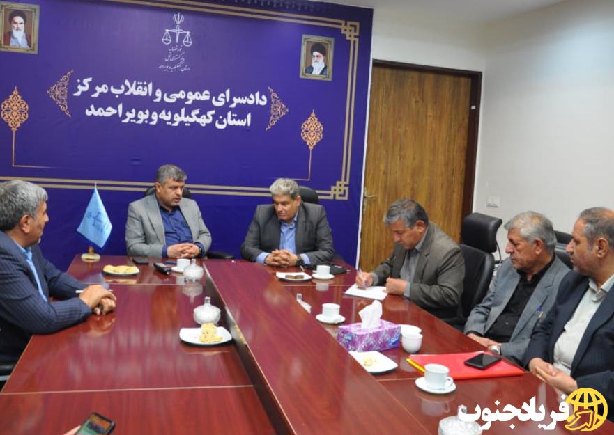دیدار مدیرکل تعاون، کار و رفاه اجتماعی کهگیلویه و بویراحمد با دادستان مرکز استان کهگیلویه و بویراحمد؛ تأکید بر شفافیت و حمایت قضایی از اشتغال