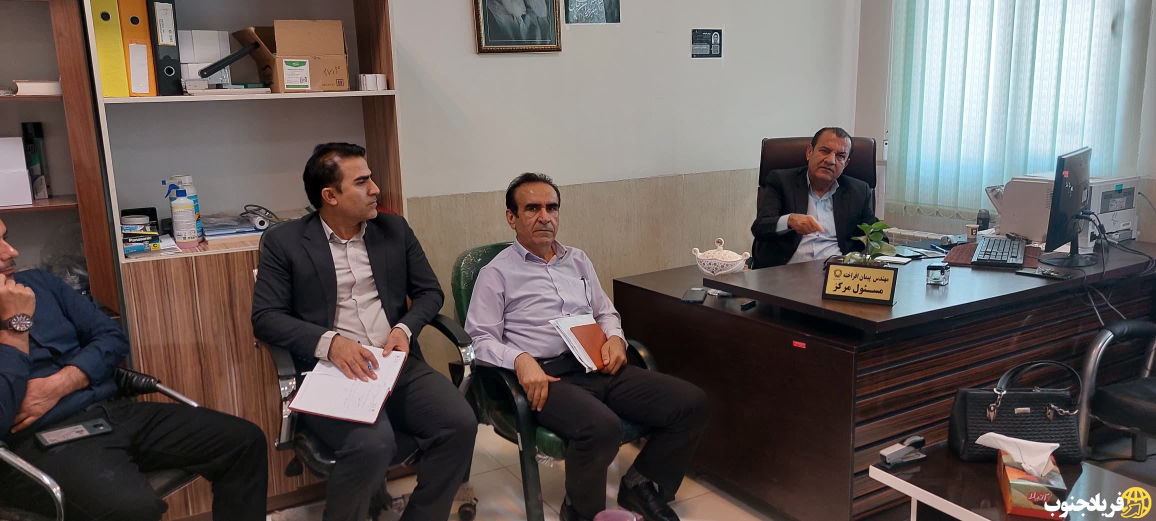 بازدید مدیر شبکه بهداشت ودرمان لنده از مرکز خدمات جامع سلامت شهری