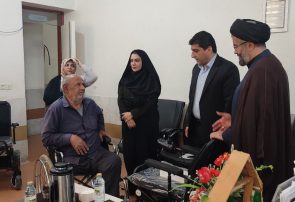 اهداء ۶ویلچر برقی به معلولین تحت پوشش بهزیستی شهرستان لنده