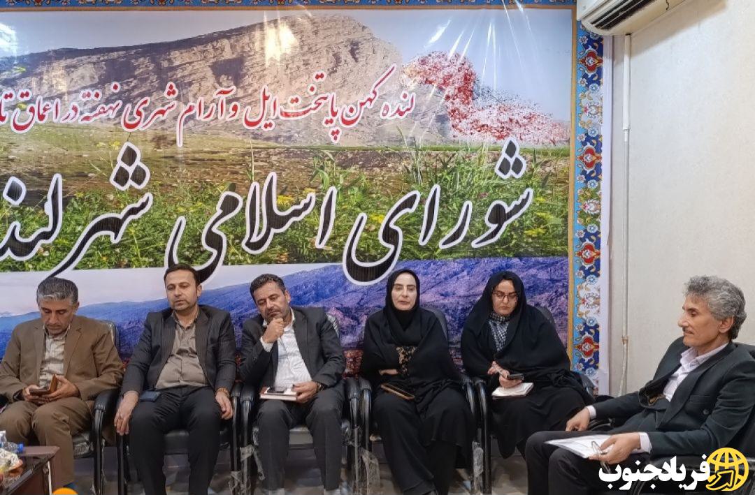 تجلیل از خبرنگاران تا تکمیل ۱۰۰ درصدی پروژه‌های جدول‌سازی در لنده