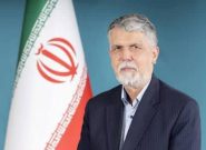 ورود وزیر فرهنگ و ارشاد اسلامی به فرودگاه شیراز در مسیر سفر به یاسوج