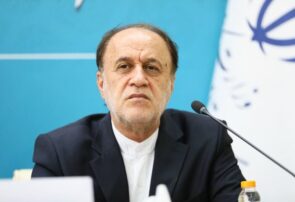 سهمیه بنزین به مردم تعلق گیرد؛ به هر ایرانی روزانه یک لیتر بنزین دهیم