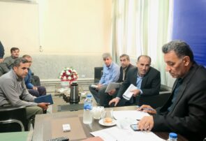 دوشنبه‌های مردمی فرماندار کهگیلویه؛ کاظمی‌جو پاسخگوی مطالبات شهروندان شد